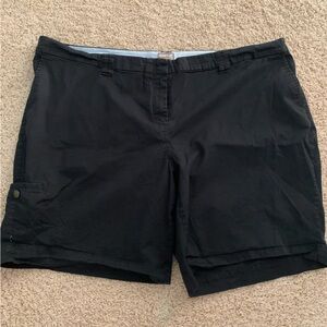 Avenues women’s Bermuda shorts